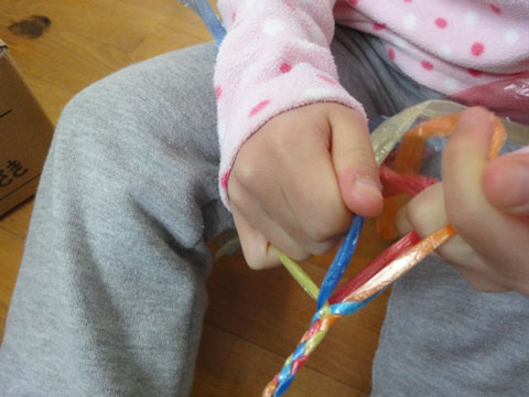 五つ編みのカゴ作り