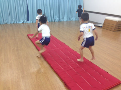 反復横跳びレッスン