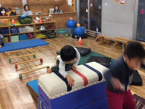 跳び箱レッスン