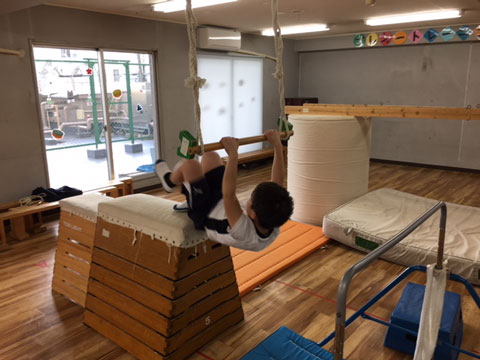 鉄棒レッスン