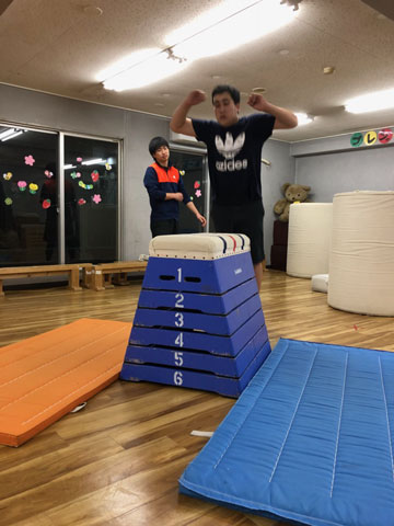 垂直跳び対決