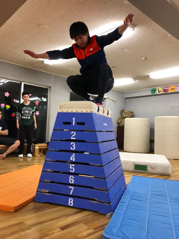 垂直跳び対決