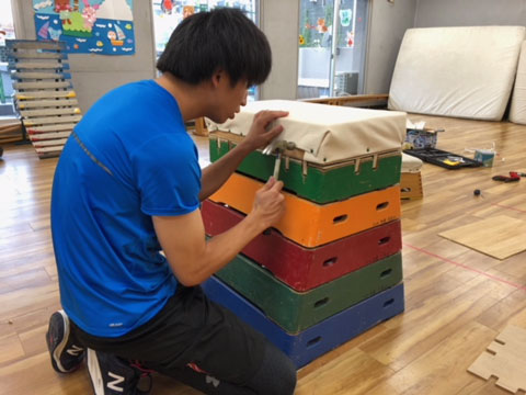 跳び箱の制作