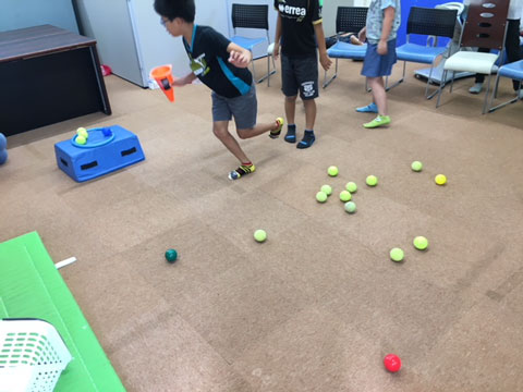 ボールを使った対戦ゲーム