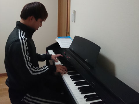 ピアノ