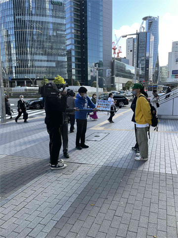 街頭インタビュー