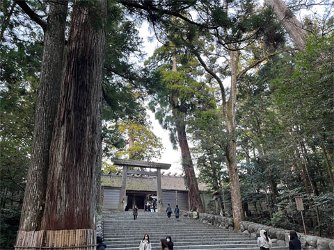 伊勢神宮