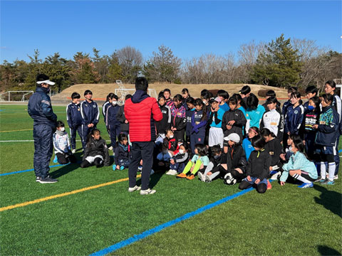 サッカーの交流試合