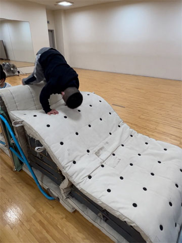 前転の応用あそび