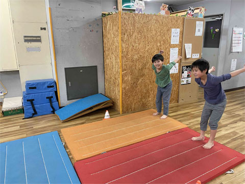立ち幅跳びの練習