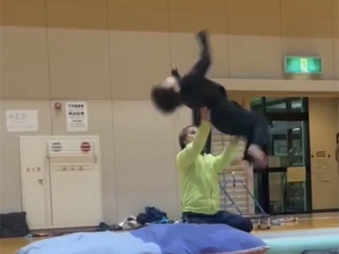 �p���N�[�����b�X��