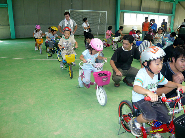 親子自転車教室（社団法人辰野町青年会議所）