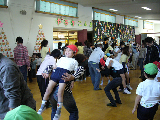 親子体操教室(坂祝幼稚園)