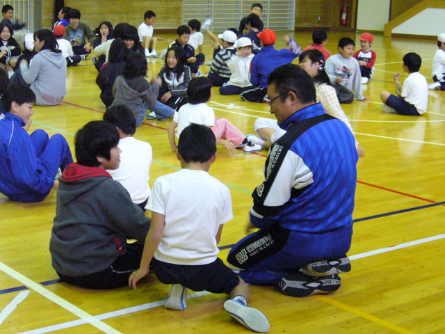 親子体操教室（板取小学校）