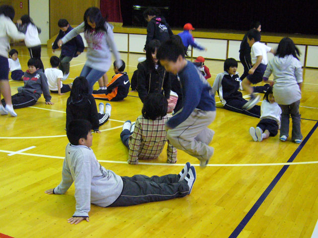 親子体操教室（板取小学校）