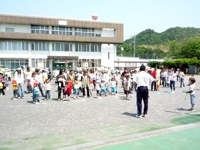 親子体操教室(伊自良保育園)
