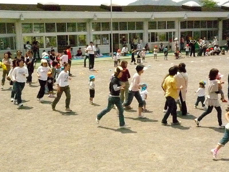 親子体操教室(伊自良保育園)