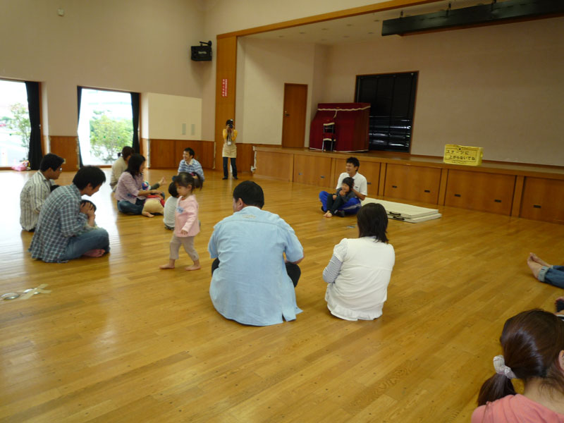 未就園児親子体操教室(ホリパパサロン)