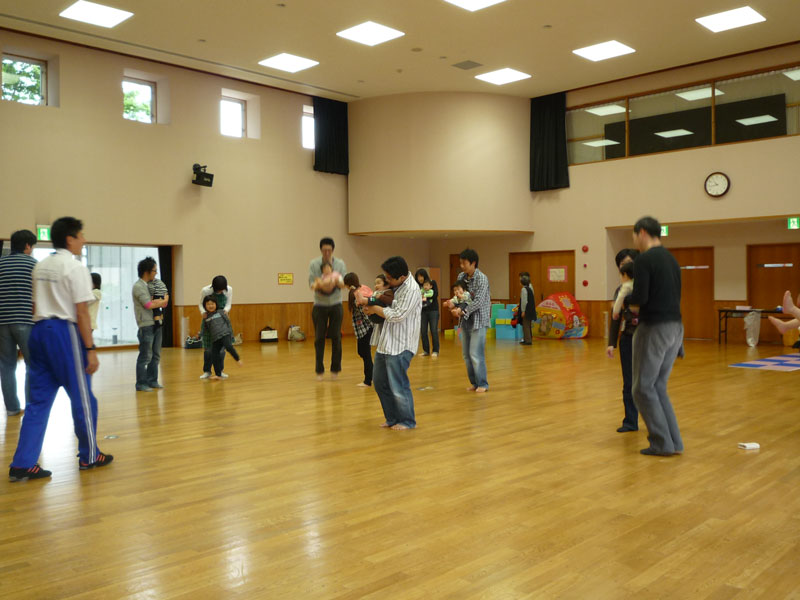 未就園児親子体操教室(ホリパパサロン)