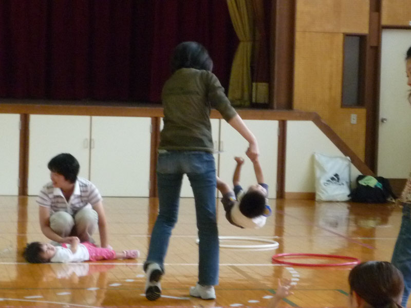 未就園児親子体操教室（未就園児サークル つくしんぼ学級）
