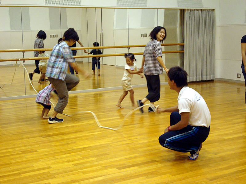 未就園児親子体操教室(羽島市教育委員会)