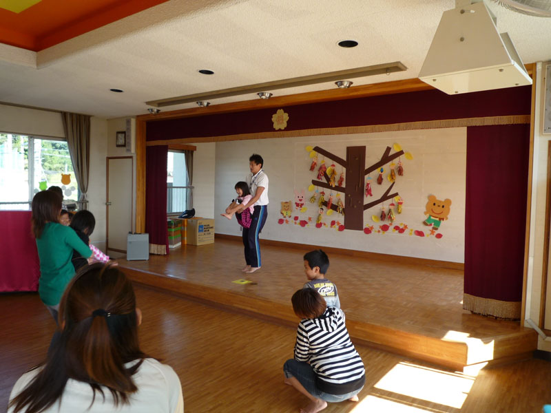 親子体操教室(桜尾保育園)