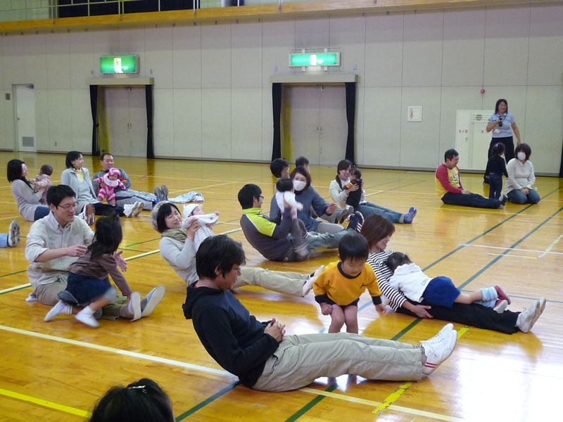 未就園児親子体操教室（岐阜県可児市下恵土公民館）
