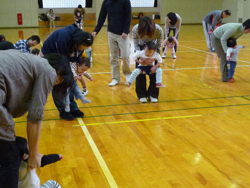 未就園児親子体操教室（岐阜県可児市下恵土公民館）