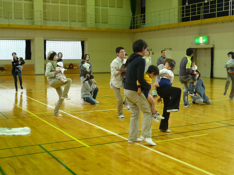 未就園児親子体操教室（岐阜県可児市下恵土公民館）