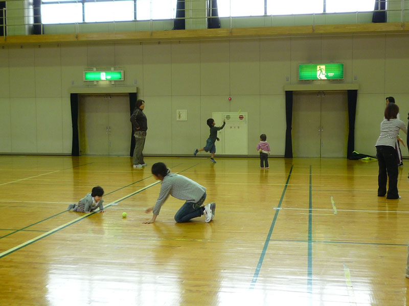 未就園児親子体操教室（岐阜県可児市下恵土公民館）