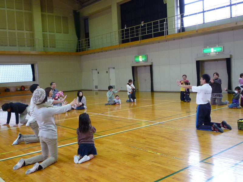 未就園児親子体操教室（岐阜県可児市下恵土公民館）