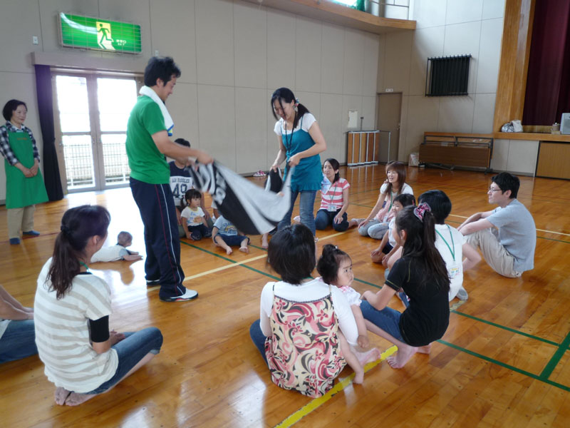 未就園児親子体操教室(岐阜県可児市下恵土公民館)