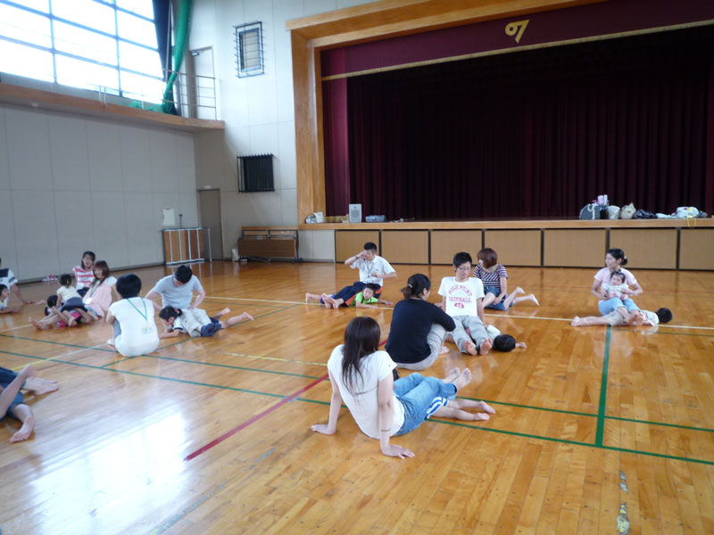 未就園児親子体操教室(岐阜県可児市下恵土公民館)