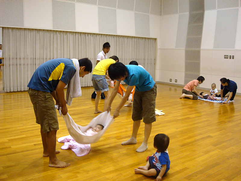 未就園児親子体操教室(羽島市教育委員会)