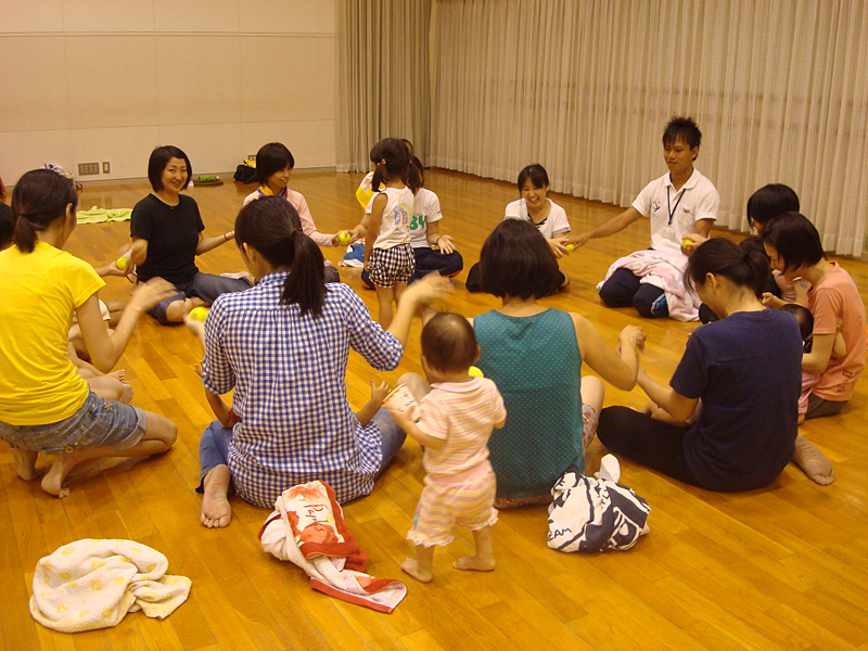未就園児親子体操教室(羽島市教育委員会)