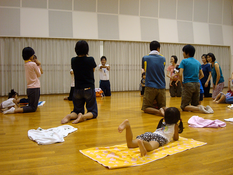 未就園児親子体操教室(羽島市教育委員会)