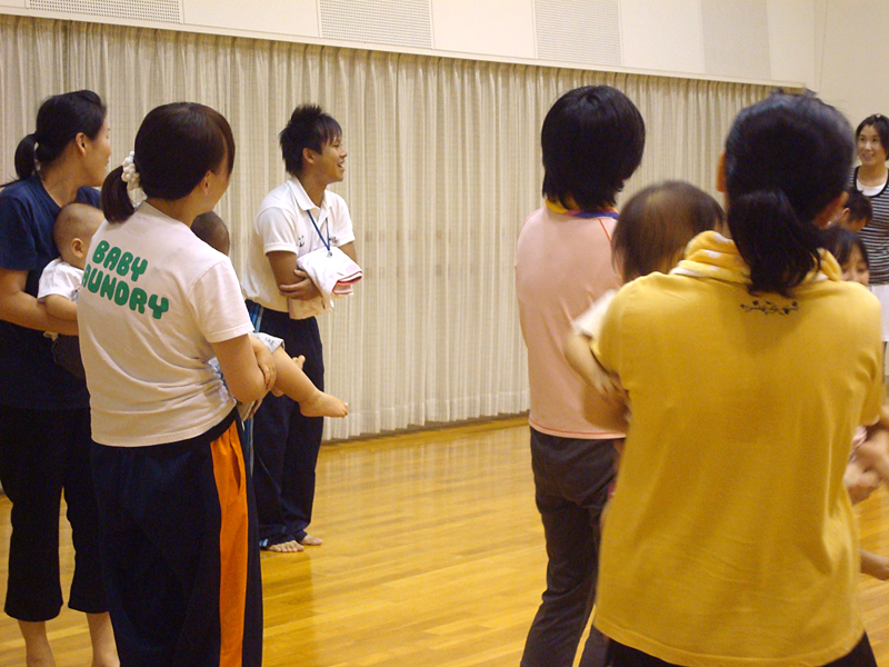 未就園児親子体操教室(羽島市教育委員会)