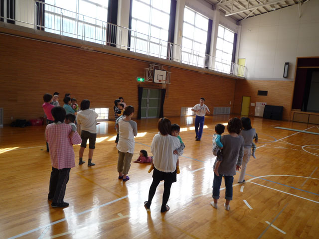 未就園児親子体操教室(岐阜県美濃市牧谷保育園)