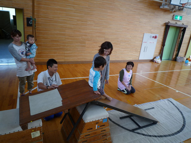 未就園児親子体操教室(岐阜県美濃市牧谷保育園)
