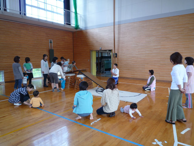未就園児親子体操教室(岐阜県美濃市牧谷保育園)