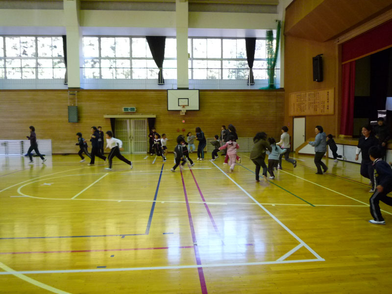 親子体操教室(板取小学校)