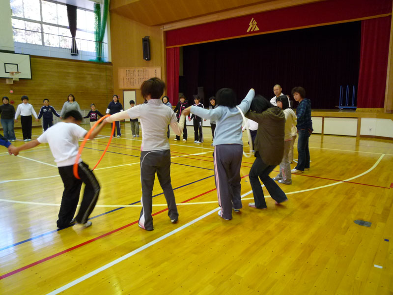 親子体操教室(板取小学校)