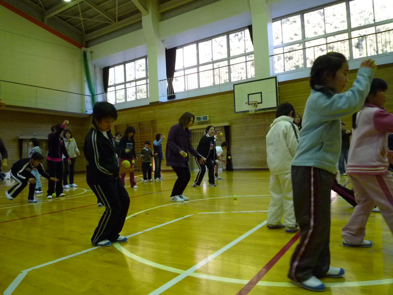 親子体操教室(板取小学校)