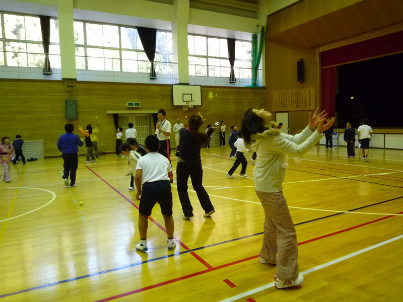 親子体操教室(板取小学校)