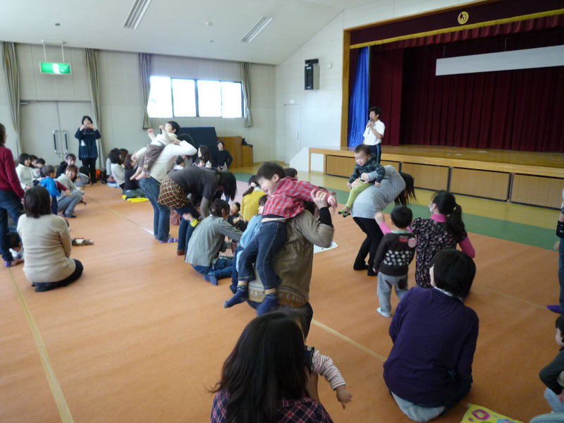 未就園児親子体操教室(瑞浪市子育て支援センター)