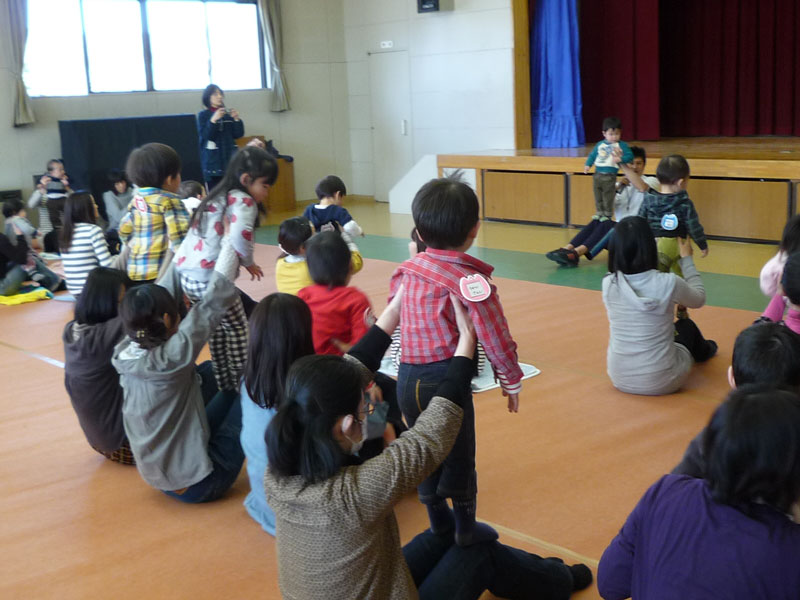 未就園児親子体操教室(瑞浪市子育て支援センター)
