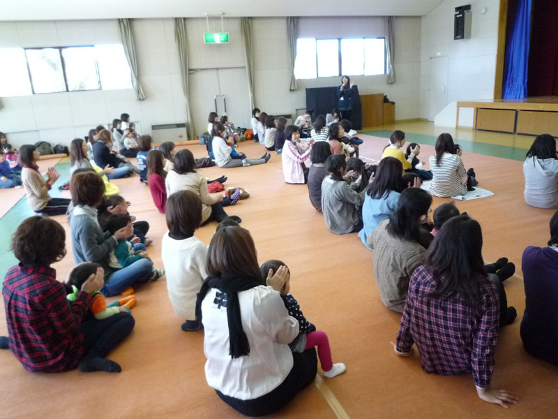 未就園児親子体操教室(瑞浪市子育て支援センター)
