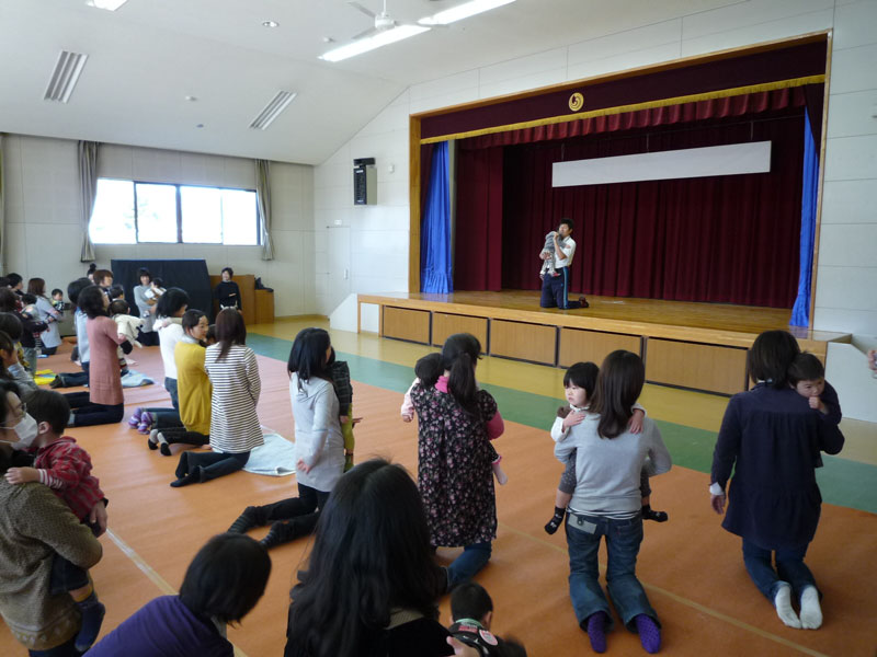 未就園児親子体操教室(瑞浪市子育て支援センター)