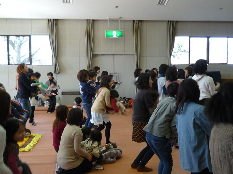 未就園児親子体操教室(瑞浪市子育て支援センター)