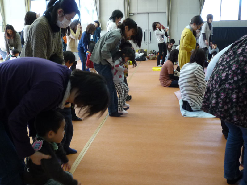 未就園児親子体操教室(瑞浪市子育て支援センター)